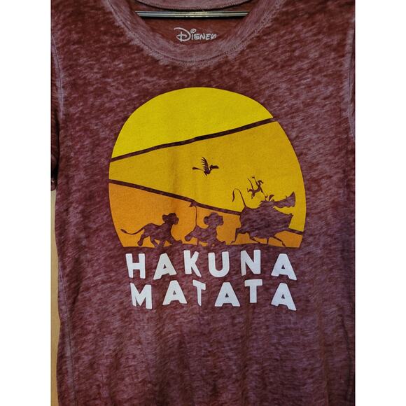Lion King Hakuna Matata Maroon Y2K Kid Core T-Shirt - size‎ S - Picture 1 of 6